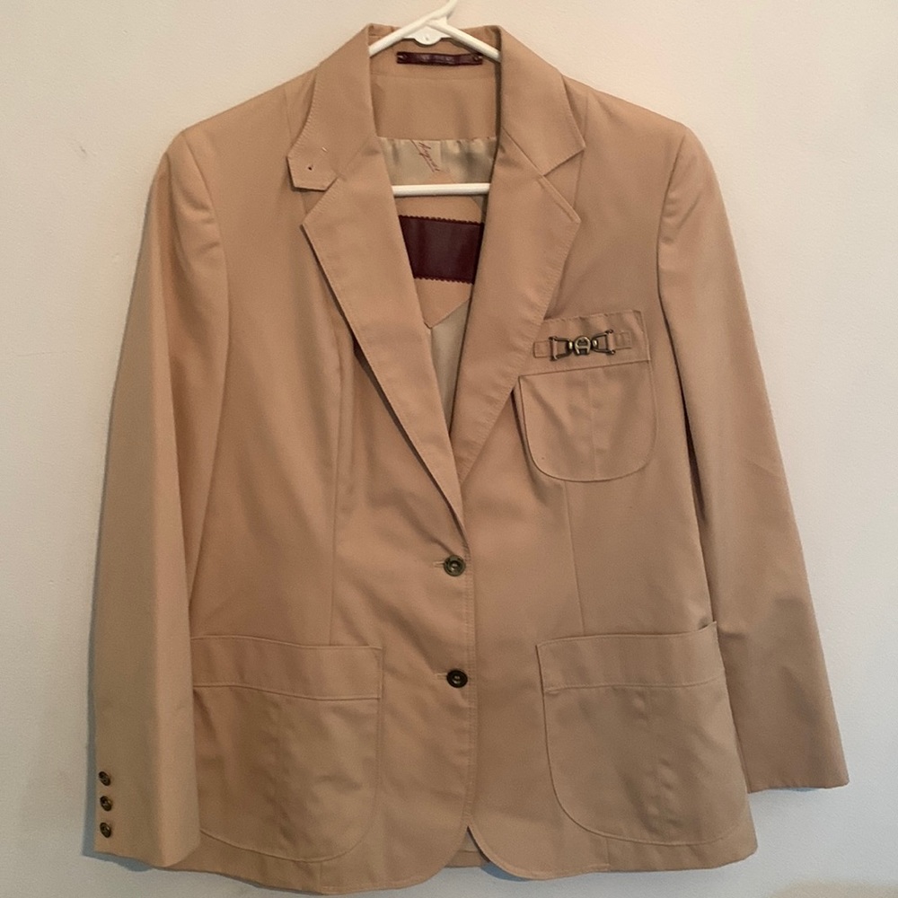 Etienne Aiger Womens blazer.